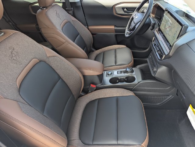 New 2026 Ford Bronco Sport Outer Banks w/ Outer Banks Tech Package+ AWD/4WD image 11