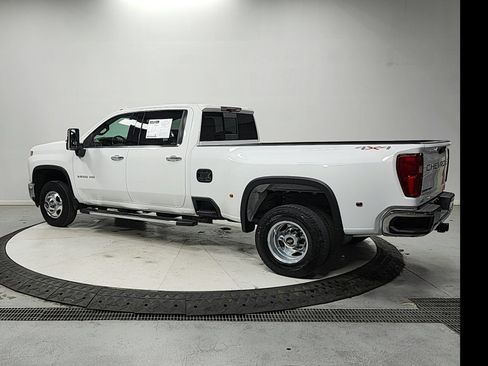 Used 2023 Chevrolet Silverado 3500 LTZ w/ LTZ Convenience Package AWD/4WD image 5