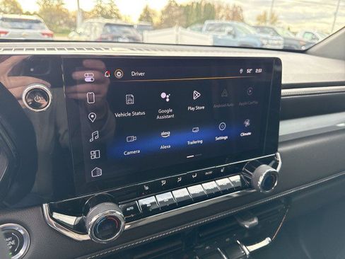 Used 2023 Chevrolet Colorado LT w/ LT Convenience Package II image 12