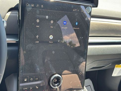 New 2026 GMC Terrain Elevation w/ Elevation Premium Package FWD image 30