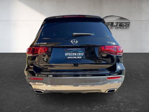 Used 2022 Mercedes-Benz GLB 250 4MATIC w/ Premium Package Lite image 30