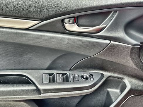 Used 2021 Honda Civic Sport image 13