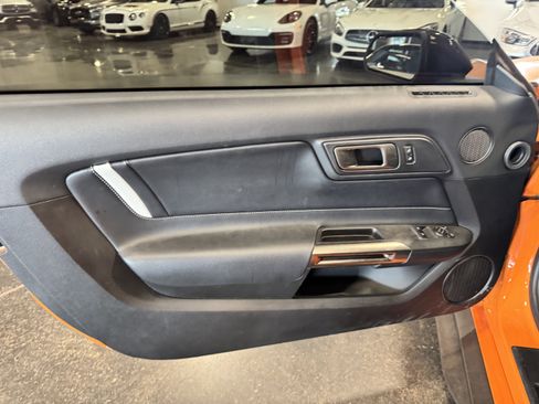 Used 2021 Ford Mustang Shelby GT500 w/ Carbon Fiber Track Pack RWD image 28