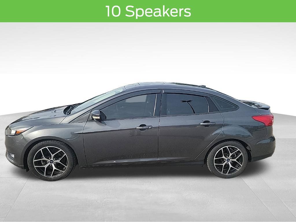 Used 2017 Ford Focus SEL w/ Cold Weather Package FWD image 10