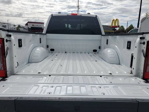 Certified 2024 Ford F250 Platinum AWD/4WD image 10