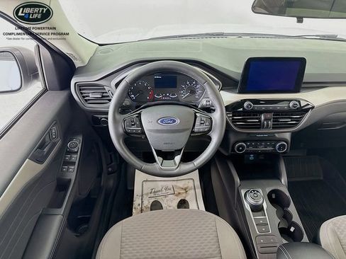 Certified 2022 Ford Escape SE w/ Cold Weather Package image 22