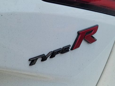 Used 2025 Honda Civic Type R image 8