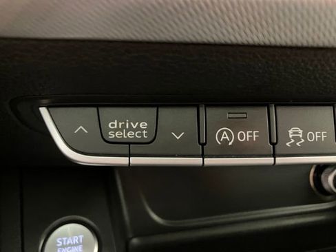 Used 2017 Audi A4 2.0T Premium Plus w/ Premium Plus Package image 43