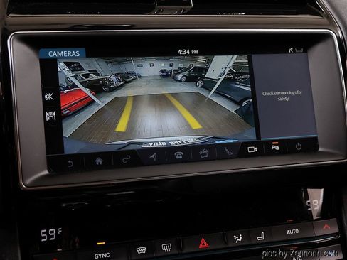 Used 2020 Jaguar F-PACE Premium AWD/4WD image 21