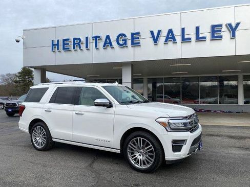Certified 2022 Ford Expedition Platinum AWD/4WD image 1