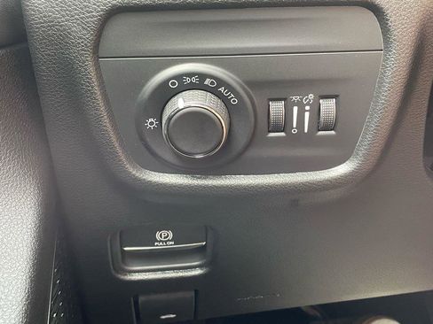 New 2025 Jeep Grand Cherokee Laredo X image 29