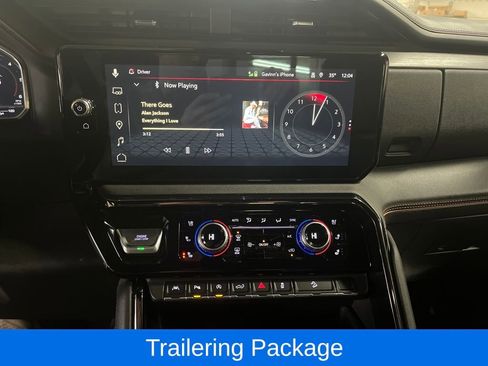 Used 2025 GMC Sierra 1500 AT4 w/ AT4 Preferred Package image 23