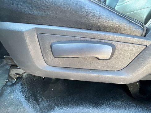 Used 2011 RAM 4500 4x4 Regular Cab w/ ST Decor Group image 12