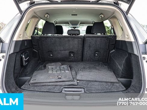 Used 2024 Nissan Rogue SV FWD image 24