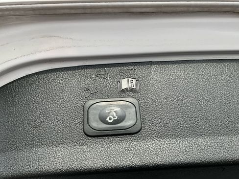 Used 2014 Ford Escape Titanium image 30