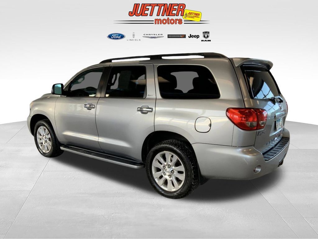 Used 2013 Toyota Sequoia Platinum AWD/4WD image 5