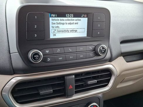 Used 2021 Ford EcoSport S image 3