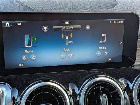 New 2026 Mercedes-Benz GLB 250 4MATIC image 11