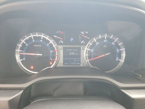 Used 2016 Toyota 4Runner Limited RWD image 22
