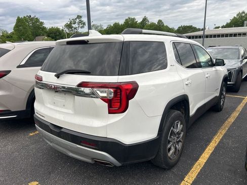 Used 2023 GMC Acadia SLT FWD image 7