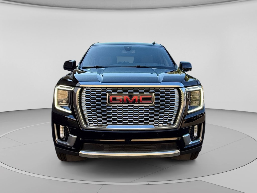 Used 2021 GMC Yukon Denali w/ LPO, Illumination Package AWD/4WD image 8