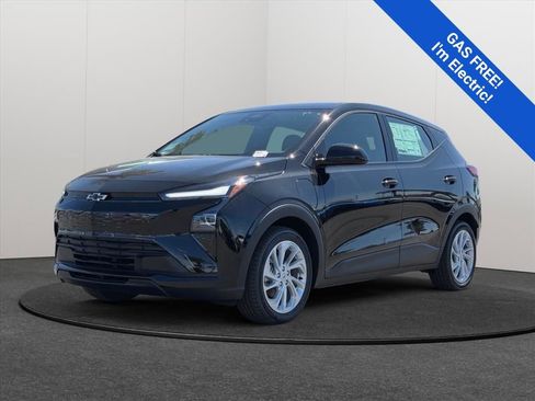 New 2027 Chevrolet Bolt LT w/ Comfort Package FWD image 3