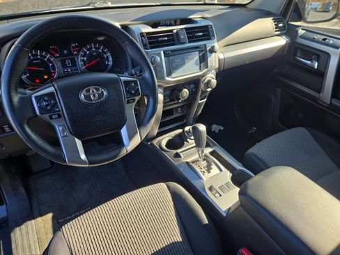 Used 2016 Toyota 4Runner SR5 image 8