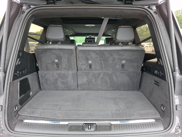 Used 2024 Jeep Grand Wagoneer Series III w/ Rear Seat Video Group 1 AWD/4WD image 28
