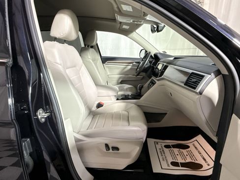 Used 2018 Volkswagen Atlas SEL Premium AWD/4WD image 28