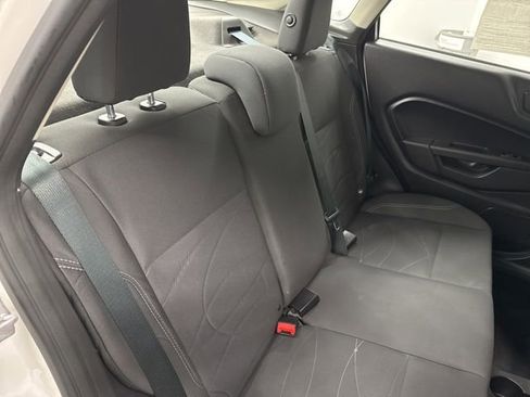 Used 2016 Ford Fiesta SE image 20