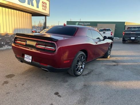 Used 2018 Dodge Challenger GT w/ GT Interior Package image 12