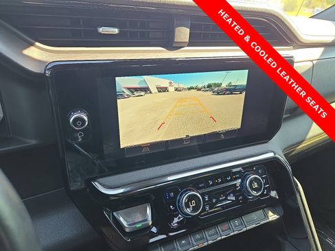 Used 2022 GMC Sierra 1500 AT4 w/ AT4 Preferred Package image 17