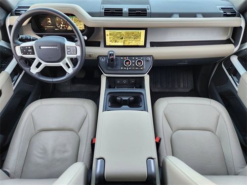 Used 2024 Land Rover Defender 110 S image 24
