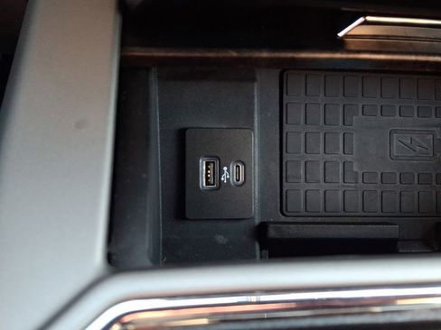 Used 2022 Ford F350 Lariat w/ Lariat Ultimate Package image 24