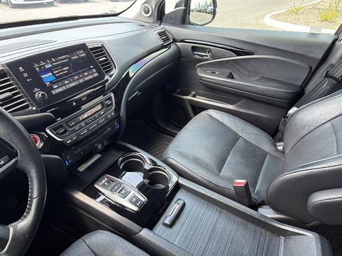 Used 2022 Honda Pilot Elite image 29