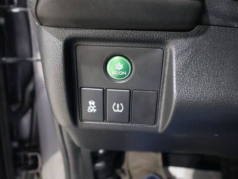 Used 2018 Honda HR-V EX image 29