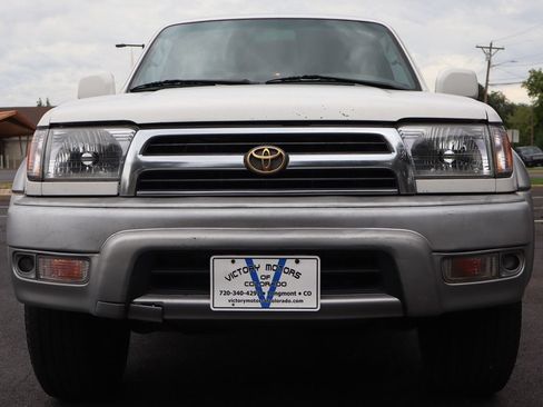 Used 2000 Toyota 4Runner Limited AWD/4WD image 13