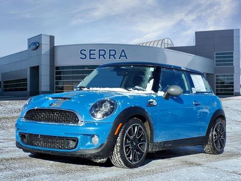 Used 2013 MINI Cooper S image 1