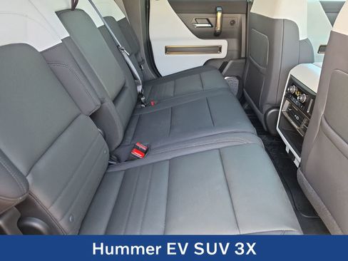 Used 2025 GMC Hummer EV 3X AWD/4WD image 17
