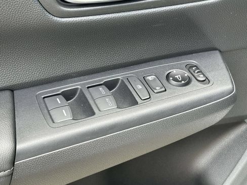 Used 2025 Honda CR-V EX image 14