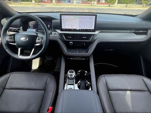 Certified 2025 Ford Explorer Platinum w/ Ultimate Package RWD image 13