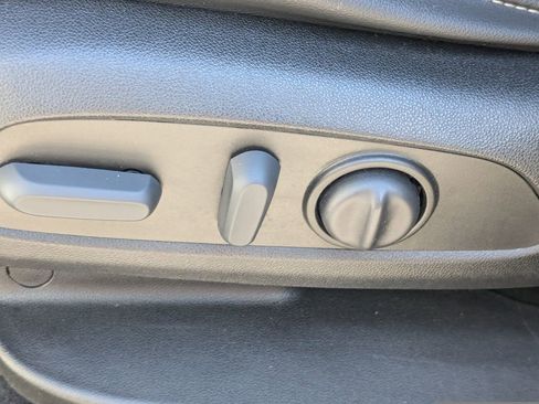 Certified 2023 Chevrolet Traverse Premier w/ Redline Edition image 21