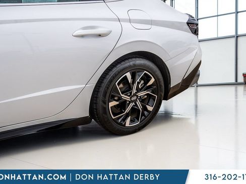 Used 2025 Hyundai Sonata SEL FWD image 30