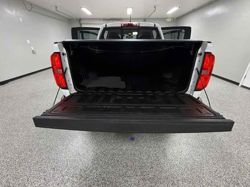 Used 2016 Chevrolet Colorado Z71 RWD image 24