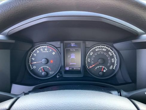 Used 2019 Toyota Tacoma SR AWD/4WD image 25