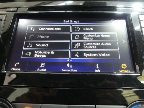 Used 2020 Nissan Rogue S AWD/4WD image 42