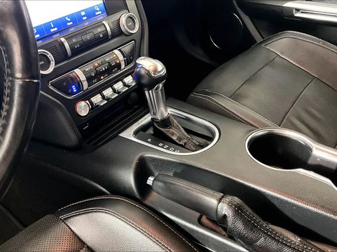 Used 2019 Ford Mustang Premium RWD image 15