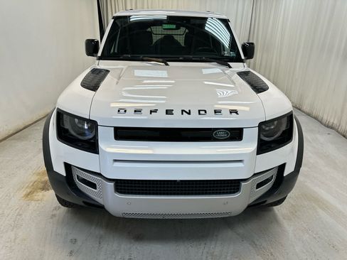 Used 2023 Land Rover Defender 110 SE AWD/4WD image 7