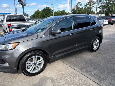 Used 2019 Ford Edge SEL FWD image 3