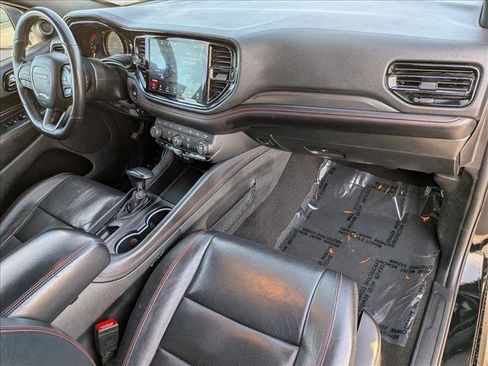 Used 2024 Dodge Durango GT image 24